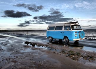 con_la_casa_a_cuestas_en el mar